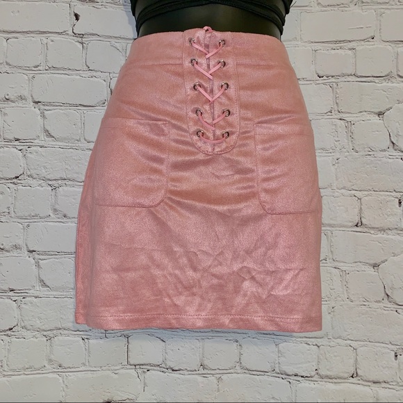 CLEARANCE! Light faux suede mini skirt - Picture 4 of 7